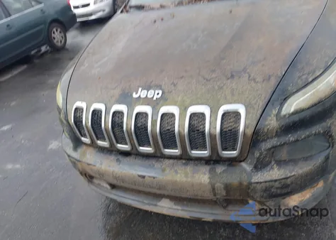 2015 Jeep Cherokee Latitude z USA, uszkodzony, nr VIN 1C4PJLCB0FW782039